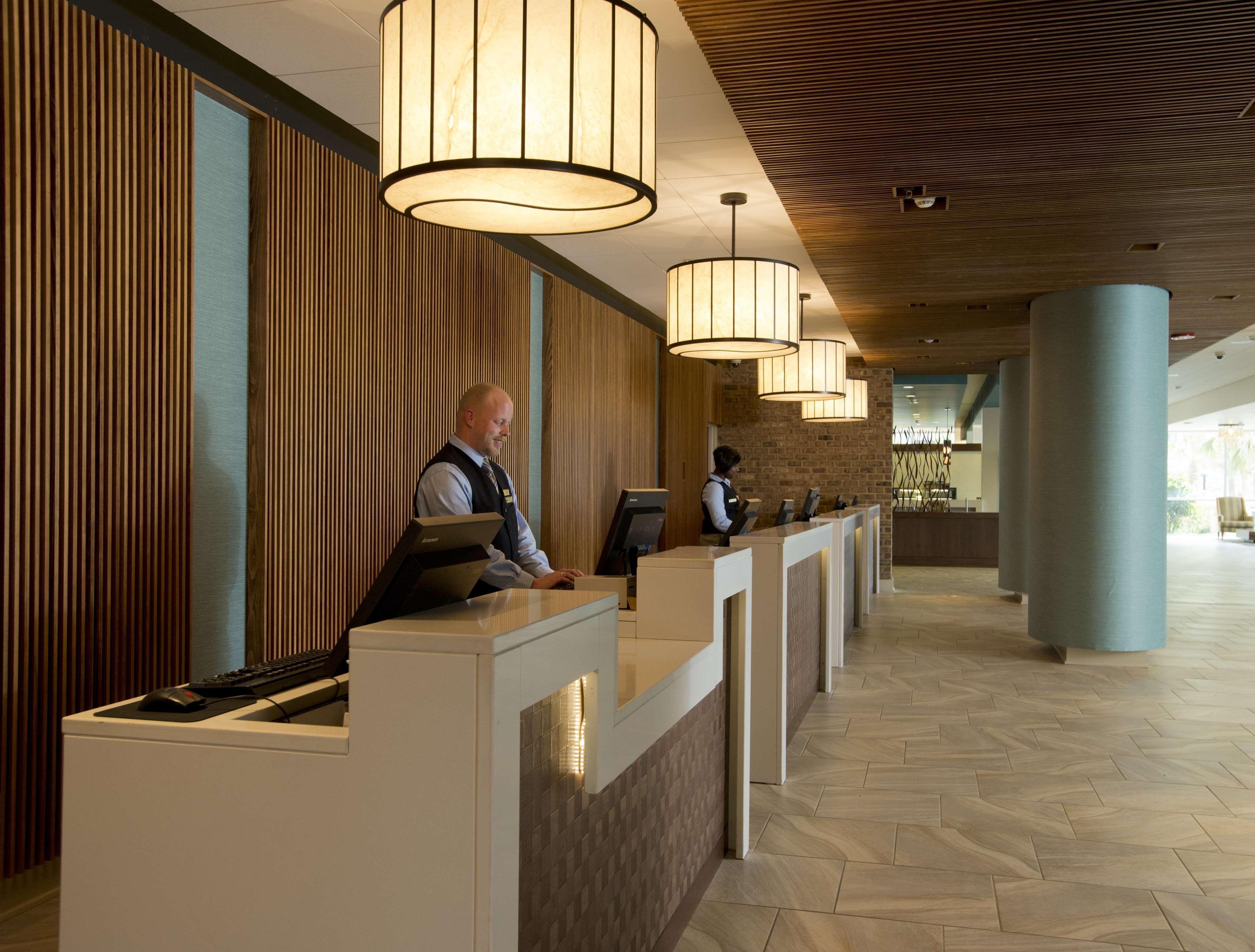 Embassy Suites By Hilton Myrtle Beach Oceanfront Resort Interior photo